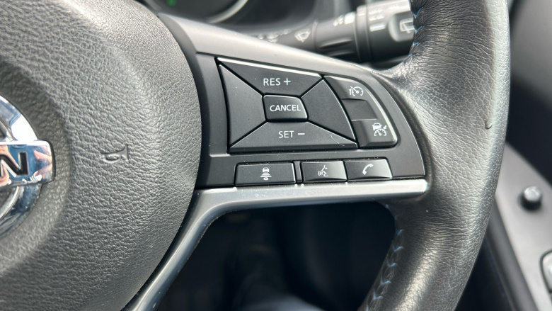 Nissan LEAF 110kW Acenta 40kWh 5dr Auto [6.6kw Charger] Electric Hatchback